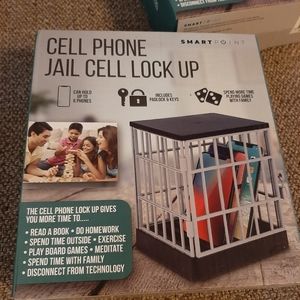 🇺🇲Cellphone Jail up to 6 phones